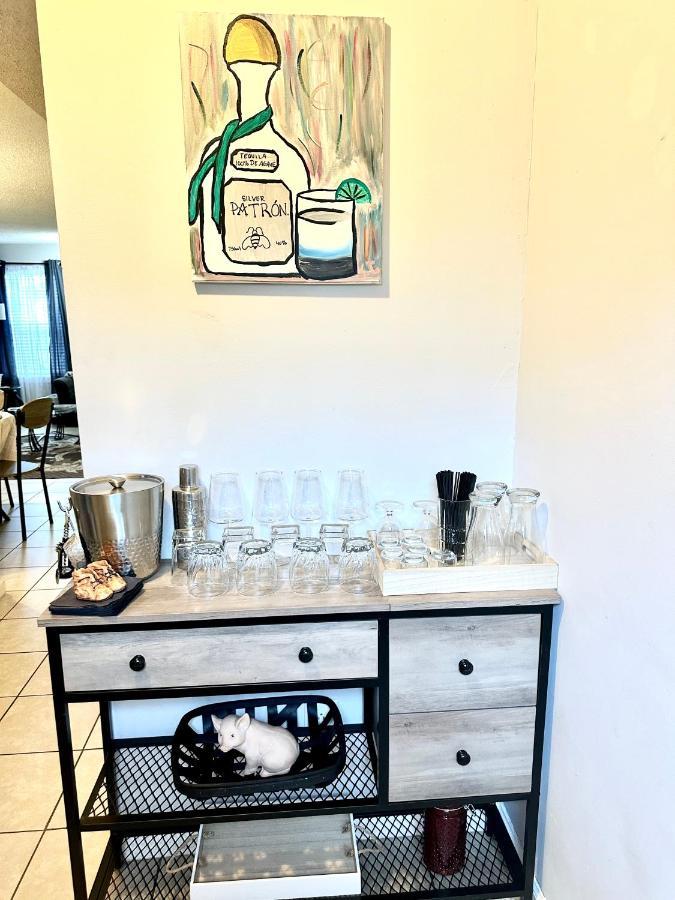 נאשוויל Lovely 2-Bedroom Condo W/Balcony And Free Parking מראה חיצוני תמונה