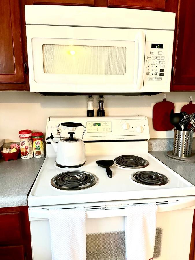 נאשוויל Lovely 2-Bedroom Condo W/Balcony And Free Parking מראה חיצוני תמונה